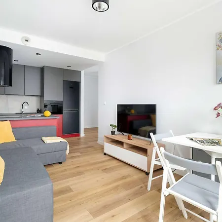 Red And Grey For 8 People In With Parking By Renters Apartman Poznań