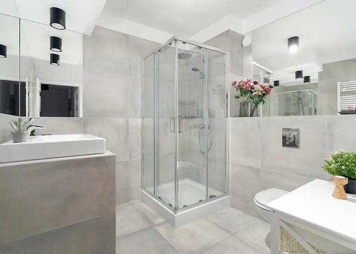 Apartment Red And Grey For 8 People In With Parking By Renters *